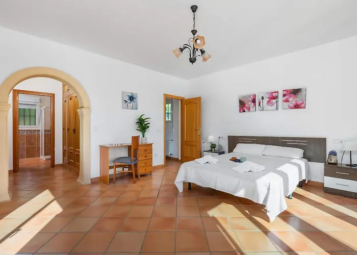 Amanda - Plusholidays 빌라 칼페